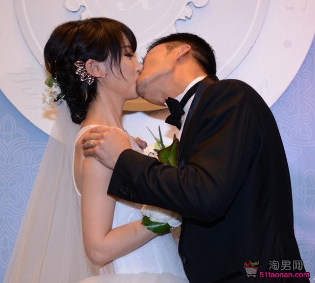 吴京谢楠个人资料照片