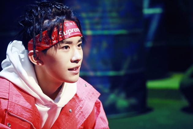 中国十大最受欢迎男明星排行榜,你的爱豆在前十行列吗?