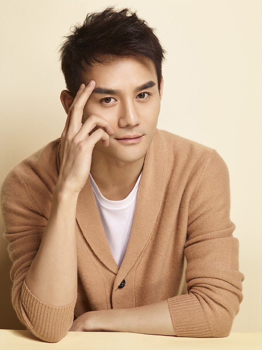 中国十大最受欢迎男明星排行榜,你的爱豆在前十行列吗?