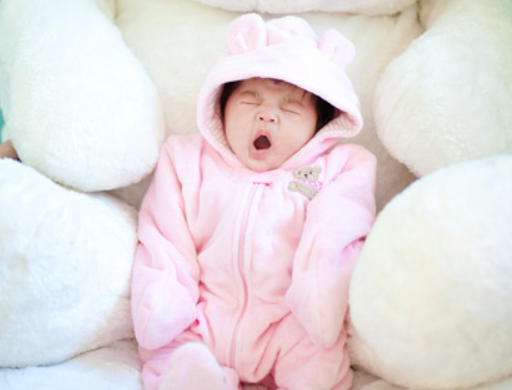 ����Ů���������Ŵ���100��