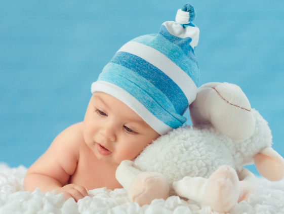 �ջ���������ֺ������ջƵ�Ů�����ֶ��غ���ϡ�ٵ�����