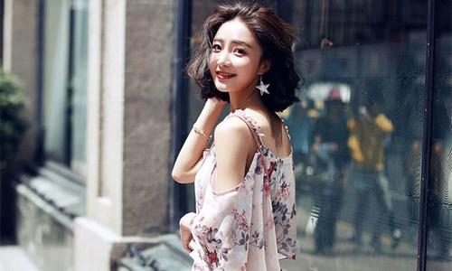 ����Ů��΢�����ּ�����������Ů��ζ��