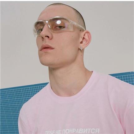 ��ʿ��һ�����˺������Ƶ�΢������