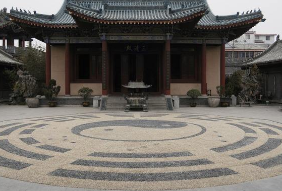 ��������а�������