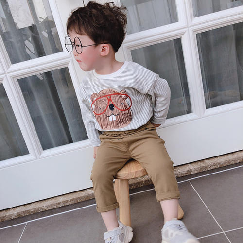 2020新潮的男婴儿小名 属鼠吉利乳名男孩