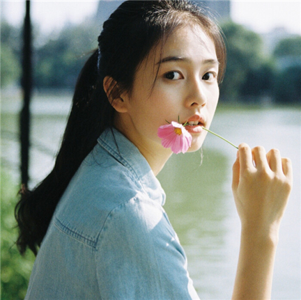 �򵥺��������ʵ���������Ů��