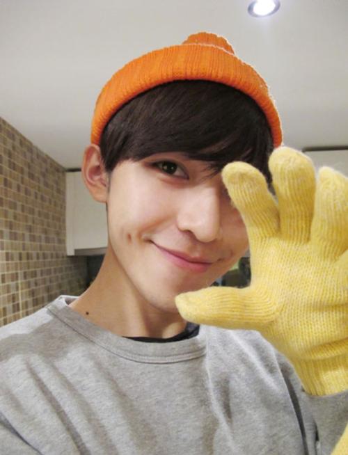 qq�����ֶ̰���Ӣ���ǳƴ�ȫ