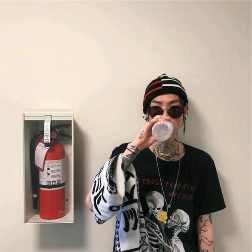 ��������������ק���