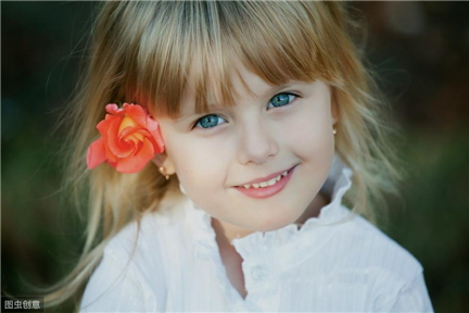 Ů���ӱȽϿ��Ӣ���� Ů���ֿ���ק��Ӣ���� �����ֿ��Ů��Ӣ����