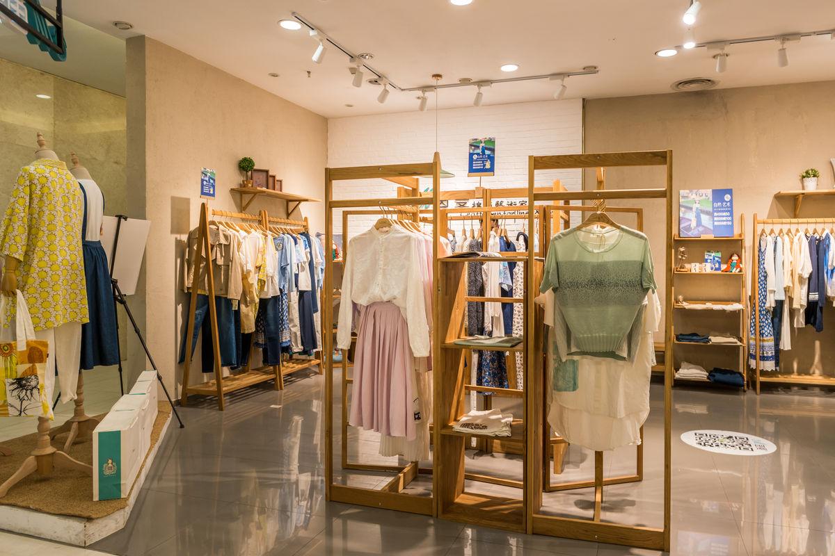 拼多多店名大全带萱字怎么取名 萱字取店名寓意什么?