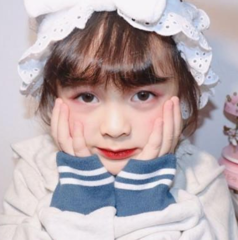 �շ���Ů���������ں��� �շ�Ů��ʫ���ں�����