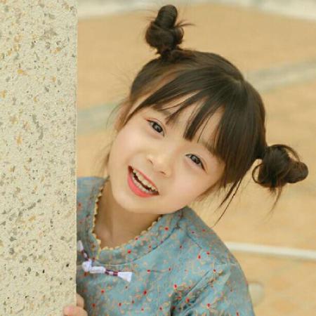 ���غüǵ�Ӣ����Ů��  ��cocoһ���ص�Ӣ����