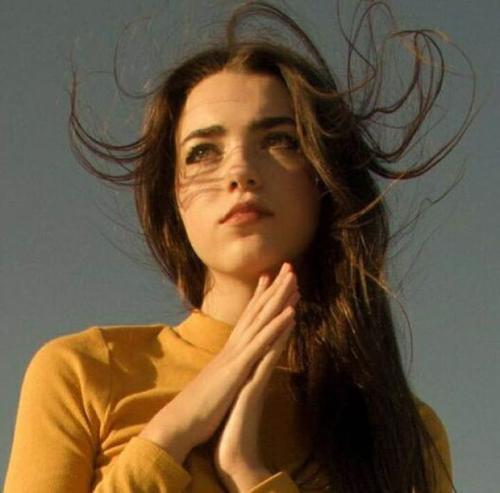 ������Ӣ����Ů��������Ů ���غ���Ψ���򵥵�Ů��Ӣ����