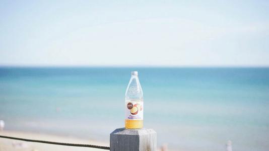 Ů����ʾ������Ǻ������֣��ǻ��뺭����Ů������