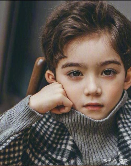 �������к�ȡʲô���ֺã������к�˧��ϡ�е����ִ�ȫ��ѣ�