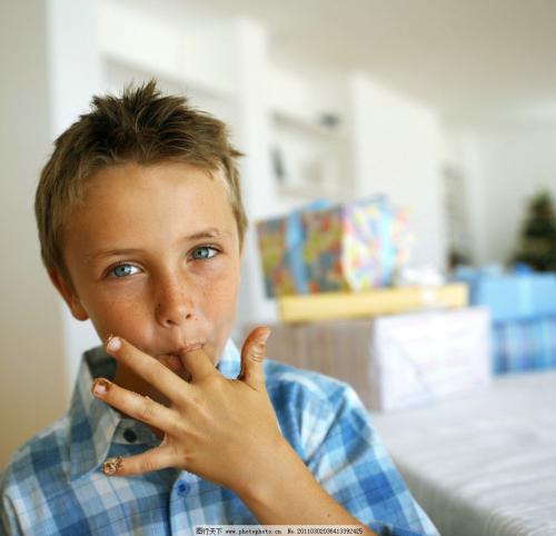 �򵥺������к�Ӣ�����Ƽ����к�Ӣ�����ִ�ȫ��Ԣ����ܣ�