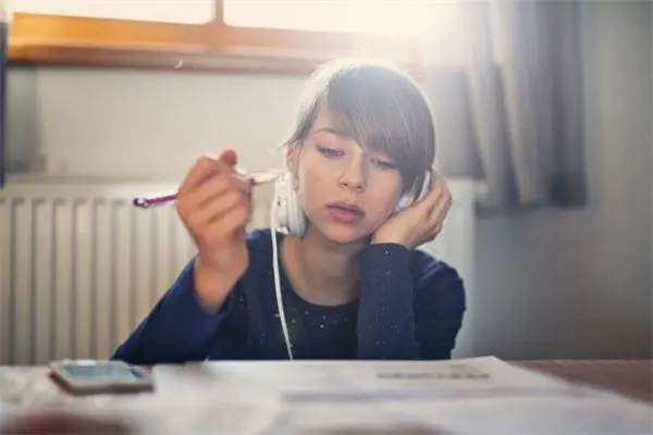 ͮ��Ů������������ �������ں���